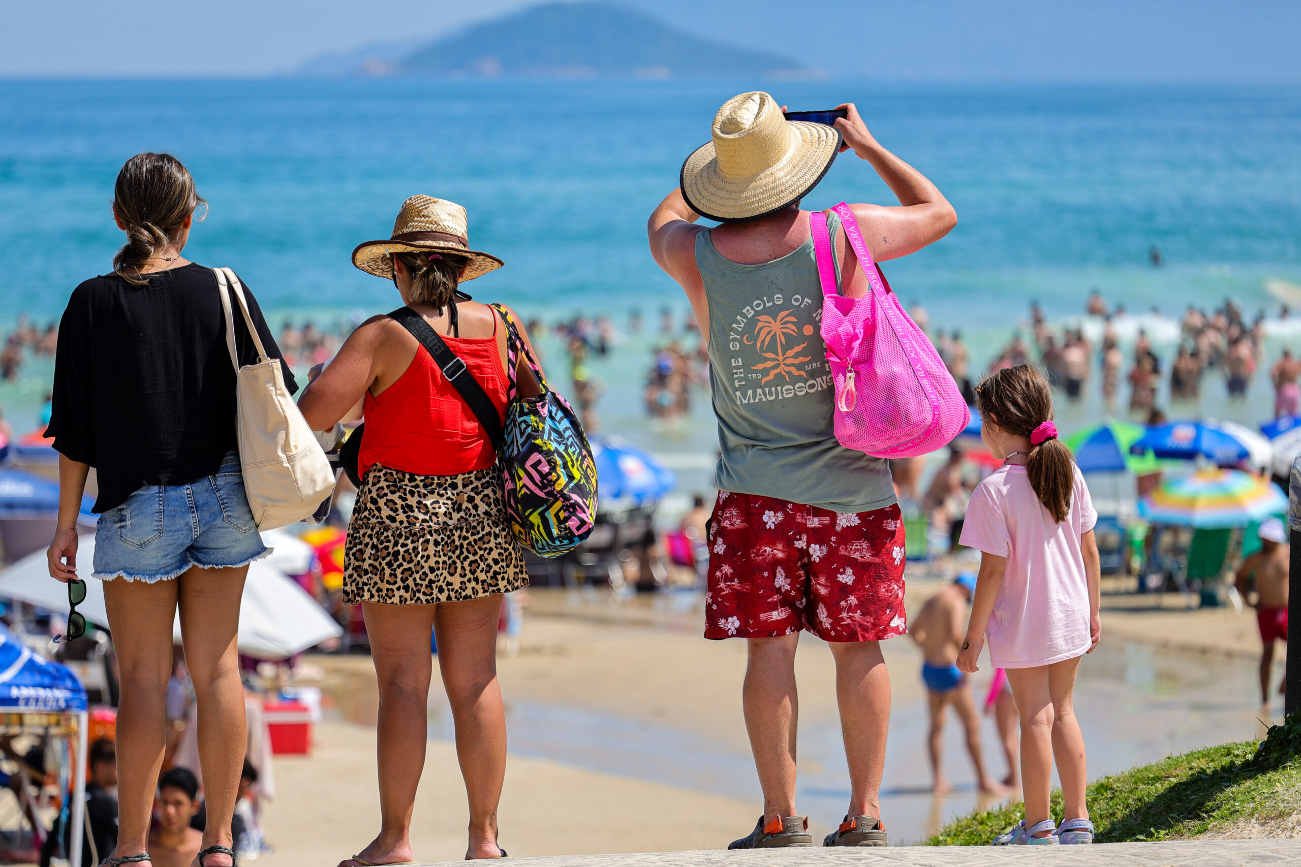 Dia de verão na praia em Santa Catarina